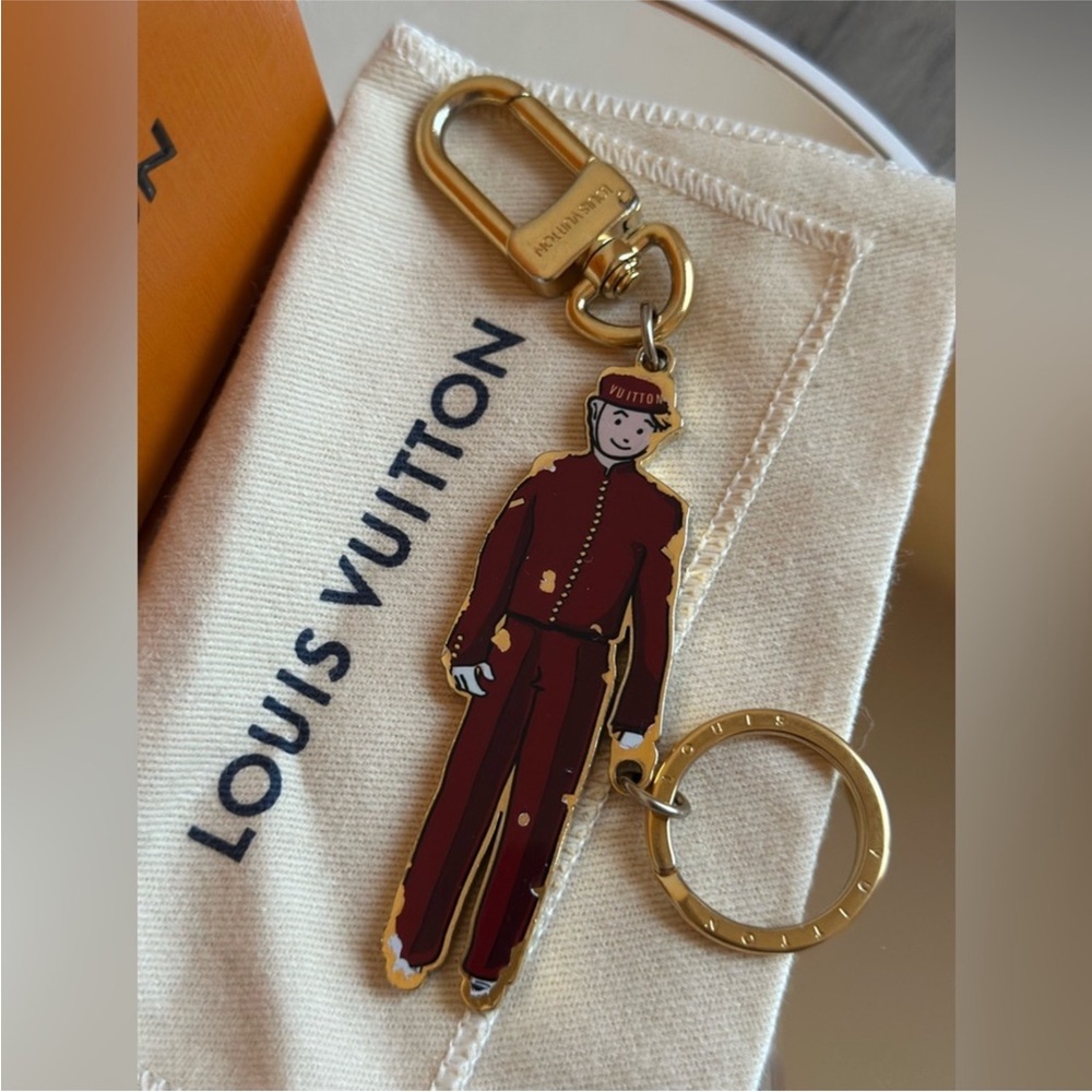 Louis Vuitton very rare Le Groom bag charm key ring - Picture 3 of 7